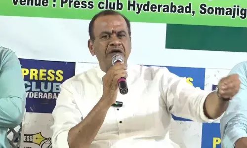 ఆ రోజు 25 మంది బీఆర్ఎస్ ఎమ్మెల్యేలు కాంగ్రెస్లో చేరతారు : మంత్రి కోమటిరెడ్డి
