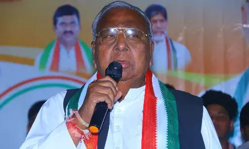 అదే నిజమైతే ఉచిత బియ్యం ఎందుకు ఇస్తున్నట్లు..? : మోదీకి వీహెచ్ సూటి ప్రశ్న