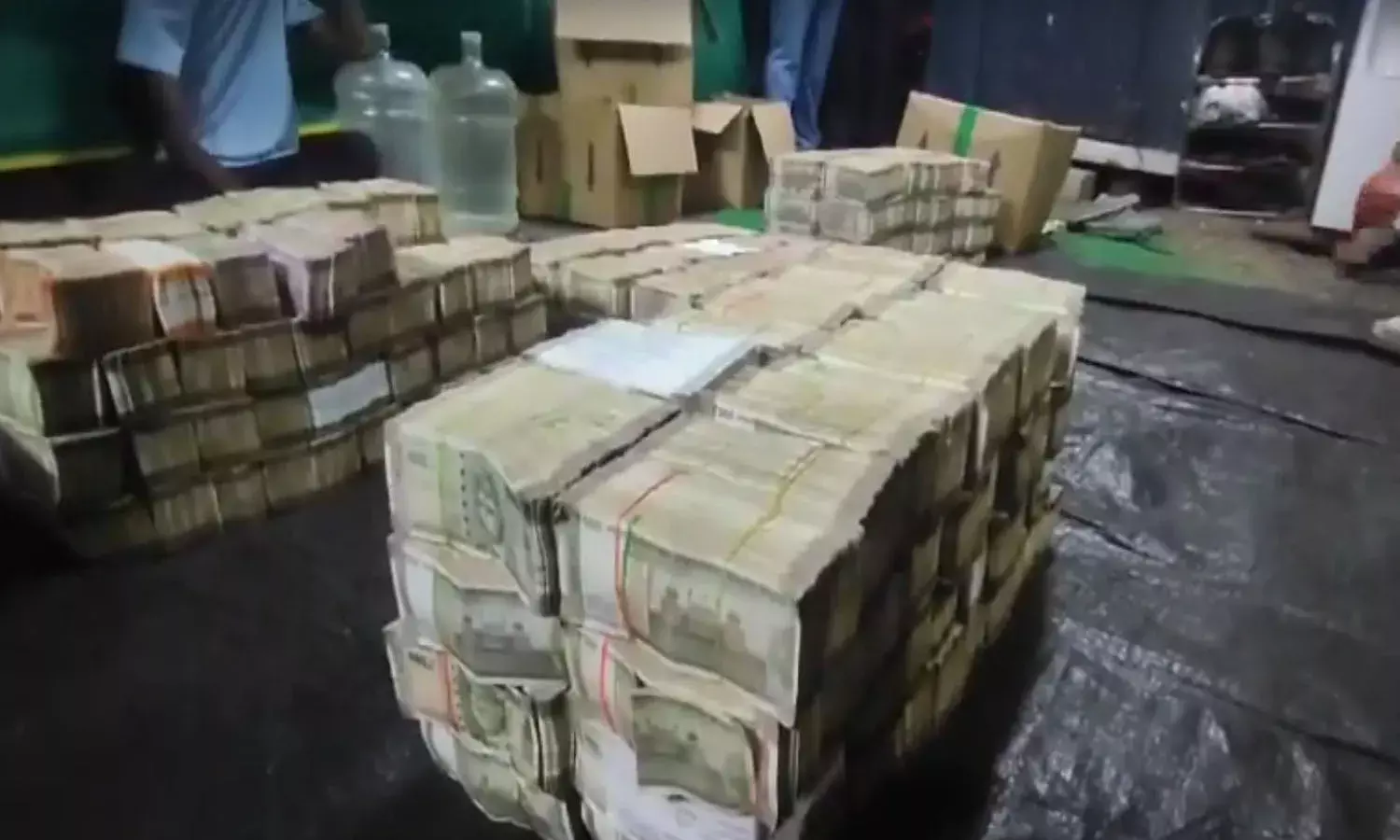 Andhra Pradesh, money Seize , rs.8 crore,  jaggayyapeta,