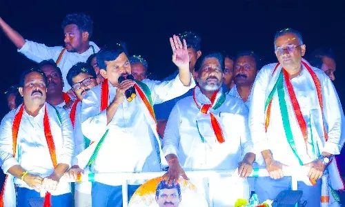 కేసీఆర్.. 12 సీట్లలో ఎలా గెలుస్తా అంటున్నావ్.? : మంత్రి పొంగులేటి