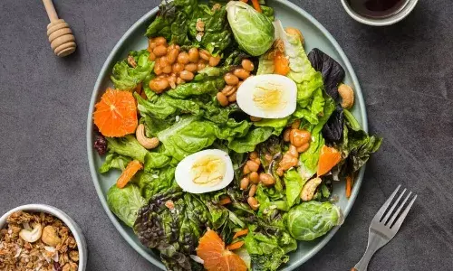 నలభై దాటాక ఏది పడితే అది తింటున్నారా.. ఈ ఐదు సూపర్ ఫుడ్స్..!