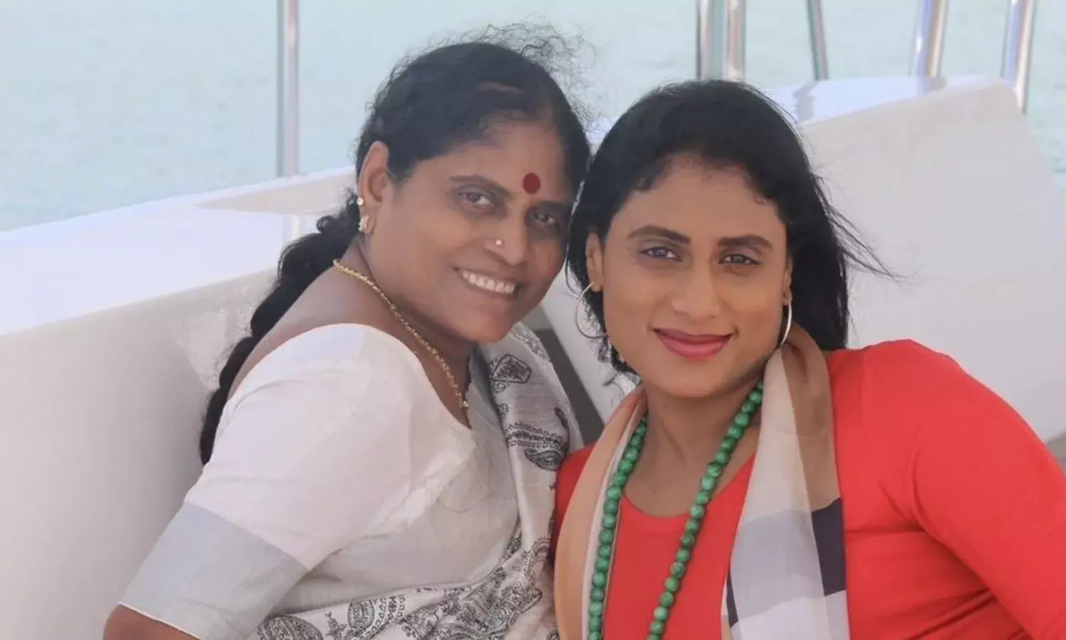 విజ‌య‌మ్మ‌కు ష‌ర్మిల మదర్స్ డే స్పెష‌ల్‌ విషెష్‌