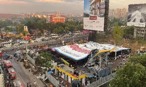 Mumbai, heavy rain, 14 death, hoarding collapse ,