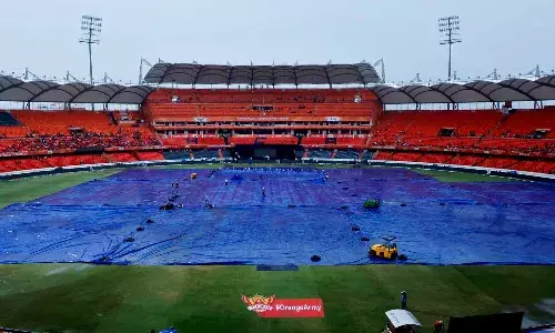 సన్రైజర్స్ హైదరాబాద్ను ప్లేఆఫ్స్లోకి నెట్టిన వర్షం..!