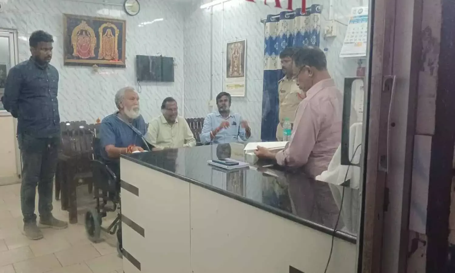 పులివర్తి నానిని విచారించిన సిట్ అధికారులు