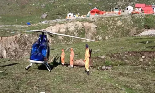 kedarnath, temple, helicopter, emergency landing,