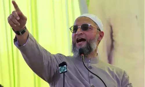 బీజేపీకి బీఆర్ఎస్ బహిరంగంగా మద్దతు ఇచ్చింది : ఓవైసీ