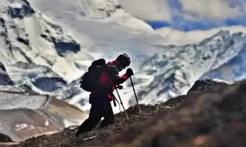 Trekkers, Bad Weather, Uttarakhand, Sahastra Tal lake
