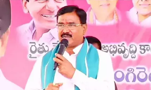 హైదరాబాద్ను కేంద్ర పాలిత ప్రాంతంగా చేయాలని ఏపీ సీఎం కుట్ర