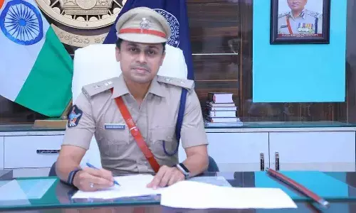 ఐపీఎస్ అధికారి బిందు మాధవ్పై సస్పెన్షన్ ఎత్తివేత