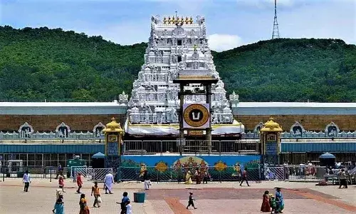 వయోవృద్ధుల ప్రత్యేక ప్రవేశ దర్శనం.. పుకార్లను నమ్మవద్దు : టీటీడీ