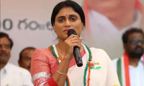 సీఎం చంద్రబాబు, ప్రధాని మోదీపై కీలక వ్యాఖ్యలు చేసిన వైఎస్ షర్మిల