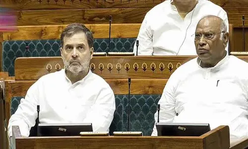 ఆ అంశంపై మాట్లాడితే లోక్సభలో రాహుల్, రాజ్యసభలో ఖర్గే మైక్లు ఆఫ్ చేస్తున్నారు : కాంగ్రెస్