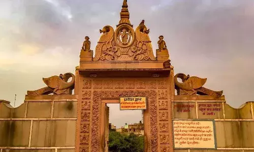 mystery temple,  Nidhivan temple, Lord Krishna, Lord Radha