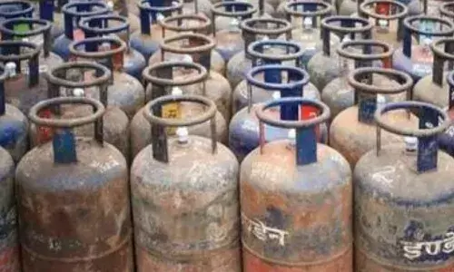 commercial gas cylinder, rates, decrease,