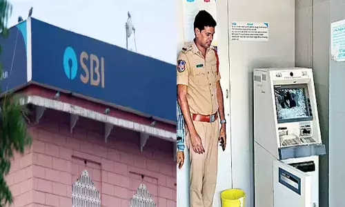 siddipet, man, sbi atm, rs.100,
