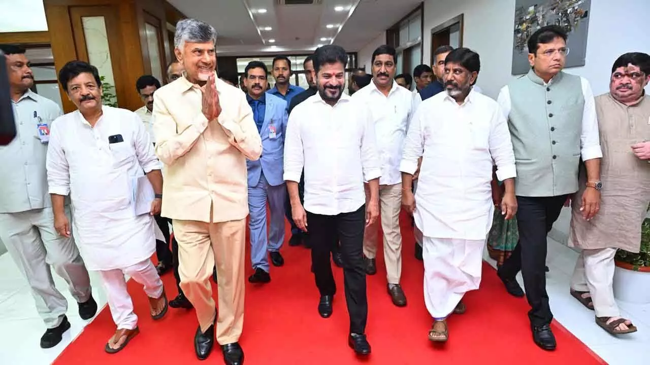 తెలుగు రాష్ట్రాల సమస్యల పరిష్కారానికి ఉన్నత స్థాయి కమిటీ ఏర్పాటు తెలుగు రాష్ట్రాల సమస్యల పరిష్కారానికి ఉన్నత స్థాయి కమిటీ ఏర్పాటు