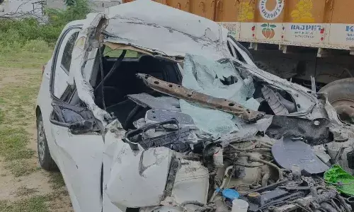 road accident, Hyderabad, Airplane pilot, Medchal