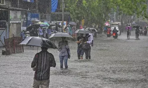 Mumbai, heavy rain, red alert, weather