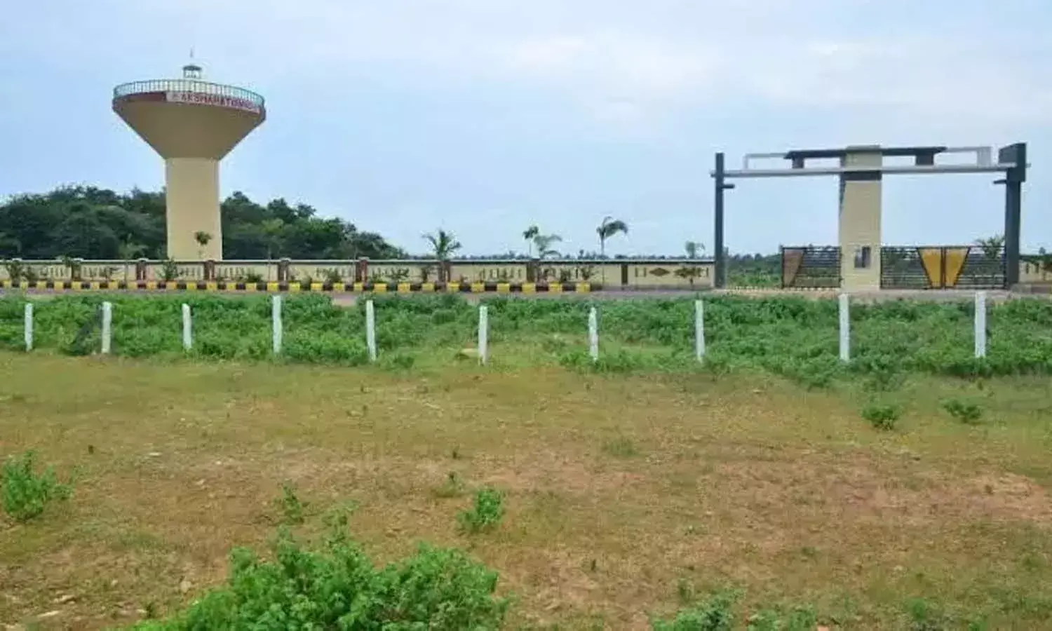 Hanamkonda, Akshara Chit Funds, low quality flat