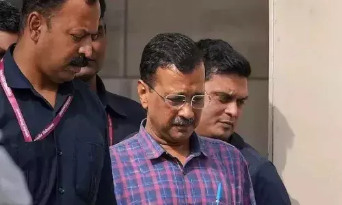 కేజ్రీవాల్కు దక్కని ఊరట
