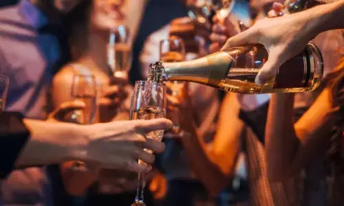 Telangana, liquor,  parties, excise department,