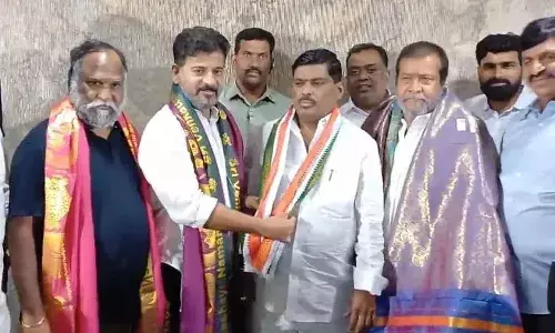 కాంగ్రెస్‌లో చేరిన మ‌రో ఎమ్మెల్యే