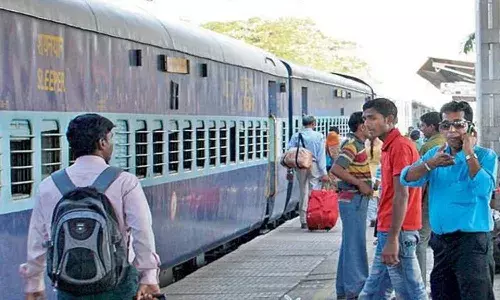 insurance, train travel, Passengers,Indian Railways