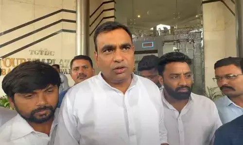 డీఎస్సీ చక్కగా రాయండి.. గ్రూప్ -2 వాయిదాపై సర్కార్ ఆలోచన చేస్తుంది : ఎంపీ చామల