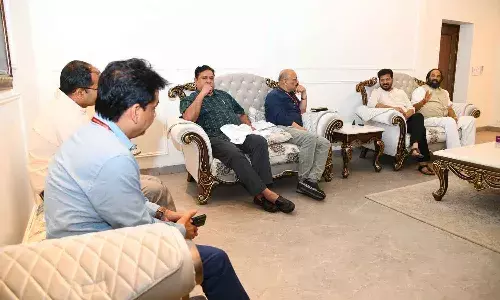 మేడిగ‌డ్డ‌పై ముఖ్య‌మంత్రి స‌మీక్ష‌