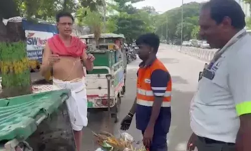 Diamond necklace, garbage bin, Chennai, Greater Chennai Corporation