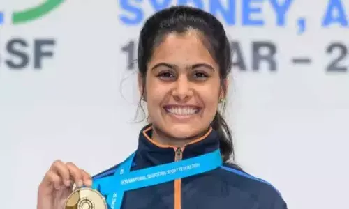 Olympics : పతకానికి అడుగు దూరంలో మను భాకర్..!