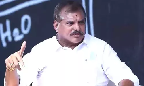 టీడీపీకి ఓటు వేయకపోతే ఇళ్లు కూల్చేస్తారా.? : బొత్స సత్యనారాయణ