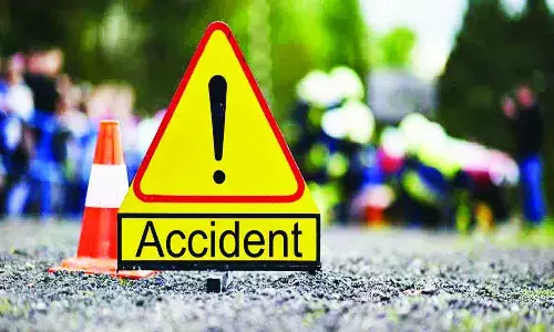 madhya pradesh, road accident, four dead,