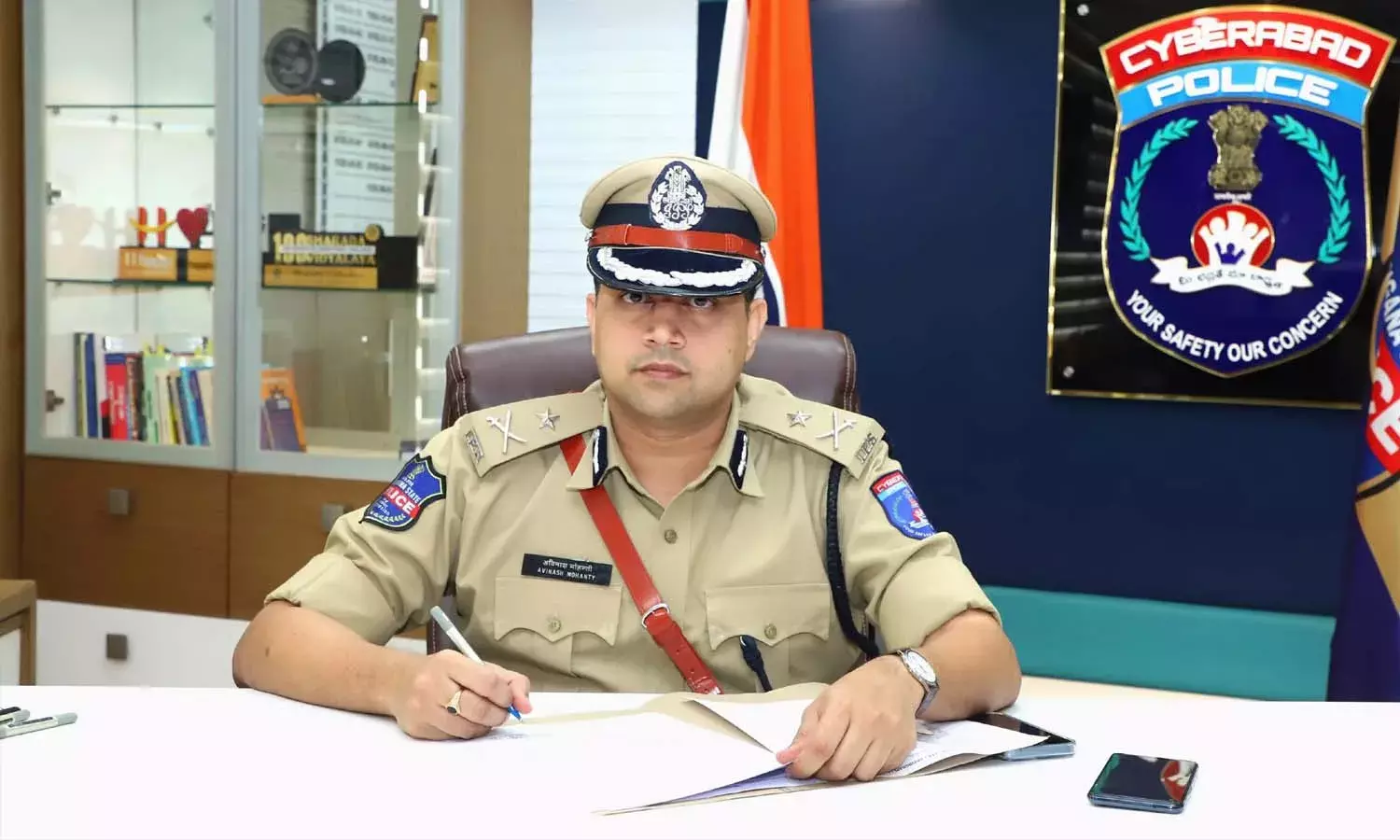 Police, Shadnagar, suspended,Telangana, Torture