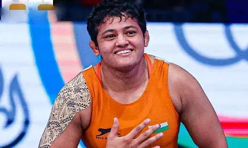 రెజ్లింగ్ నుంచే తప్పుకోవాలనుకుంది.. పారిస్ నుంచి పతకం తెస్తుందా.?