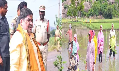 minister ponnam prabhakar, karimnagar, farmers,