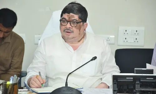 Telangana, minister ponnam,  crop loan,