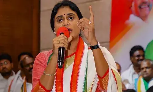 ఆదానీ.. మోదీ గ్రూప్, ఆదానీ.. మోదీ బినామీ : షర్మిల