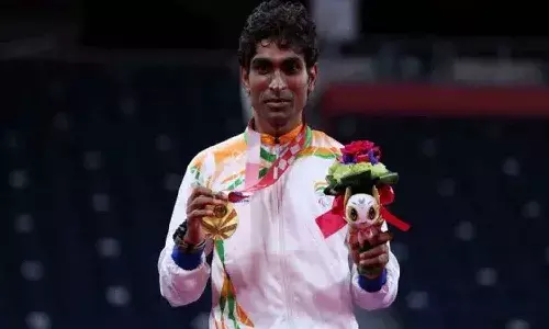 భారత్కు భారీ షాక్.. స్వర్ణ పతక విజేతపై 18 నెలల నిషేధం
