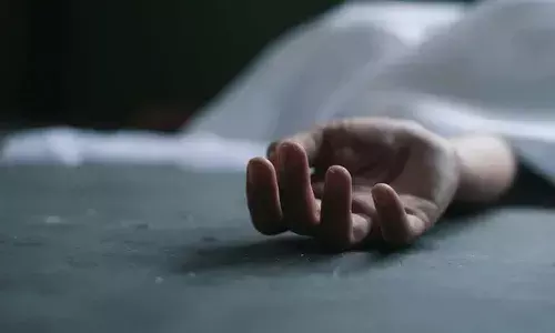 AndhraPradesh, couple committed suicide, debts, Crime