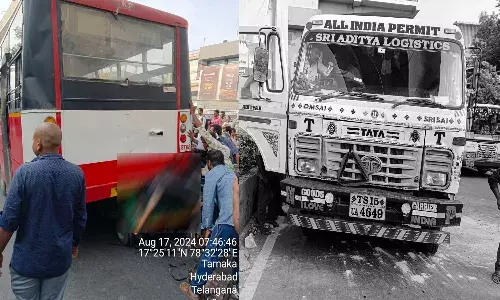 Hyderabad, habsiguda, road accident, tenth student death,