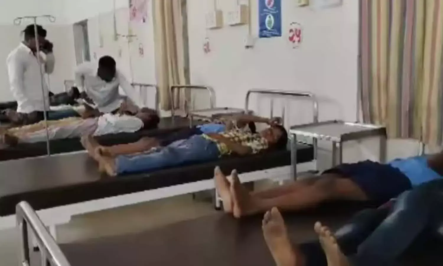 students, hospitalised ,biscuits, Maharashtra, school
