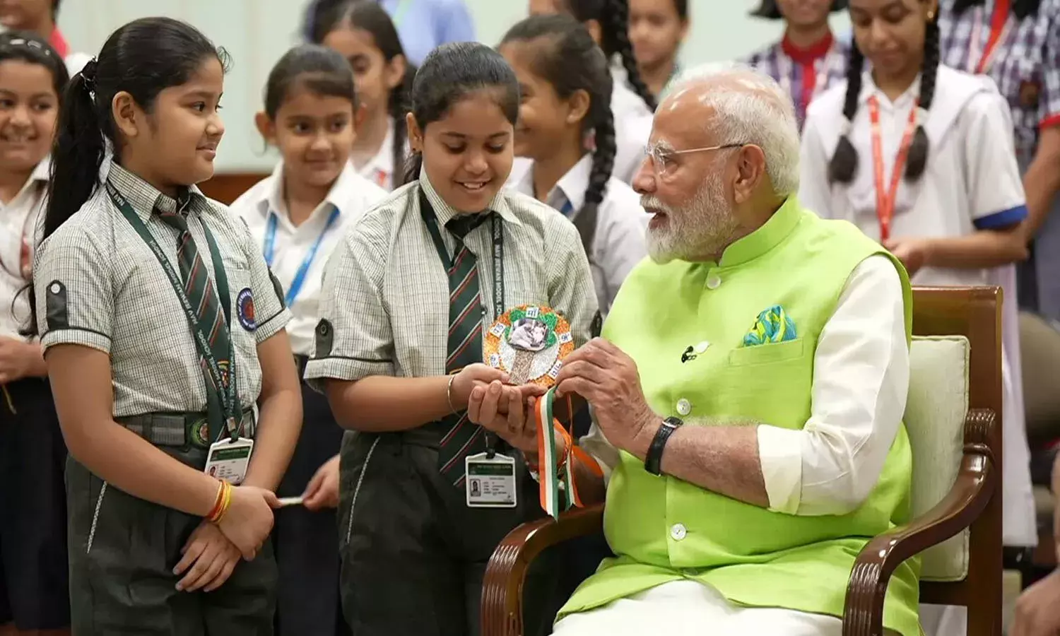 prime minister, narendra modi, rakshabandhan,  child