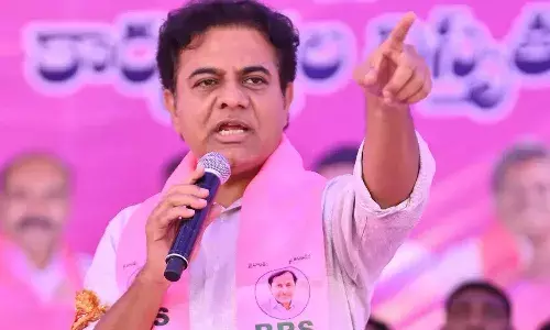 Telangana, brs, KTR,   dharna,