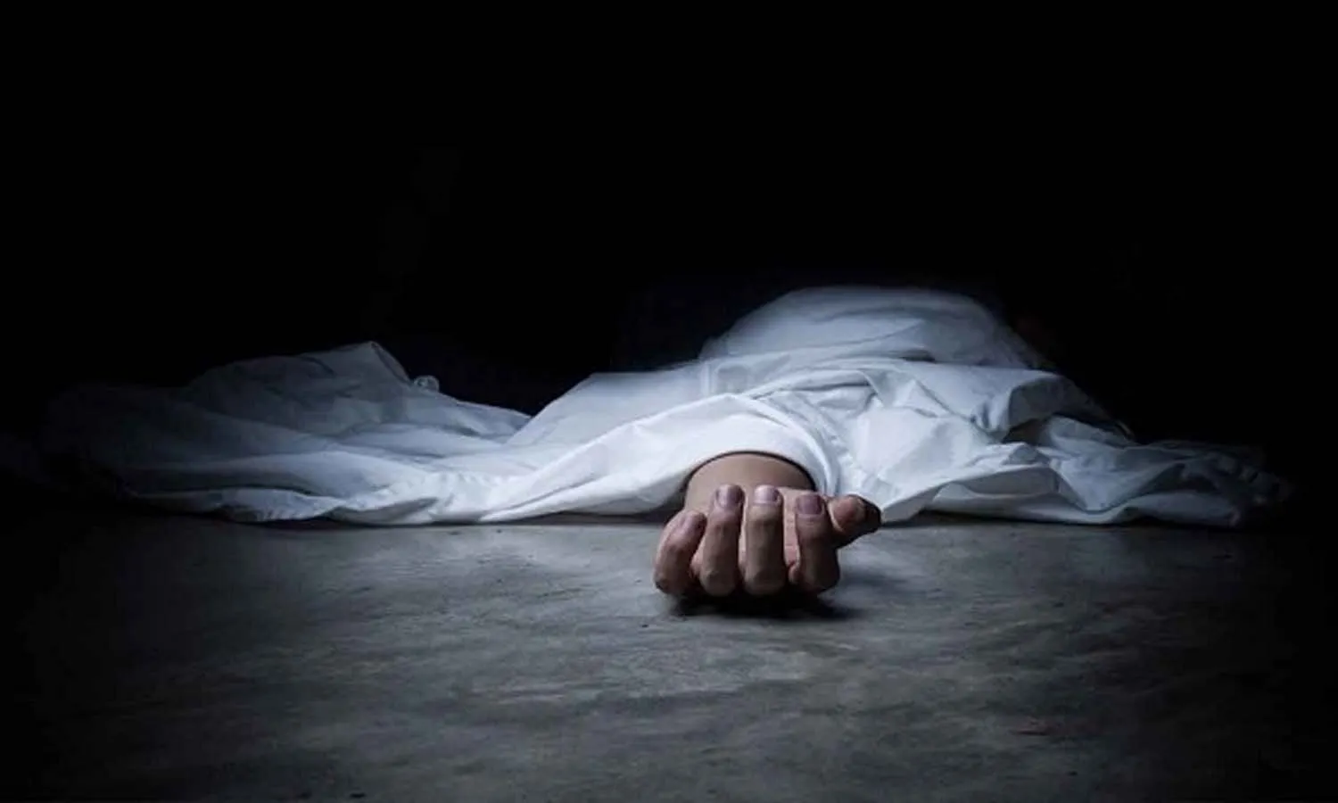new bridegroom died, heart attack , Tirumala, Alipiri steps