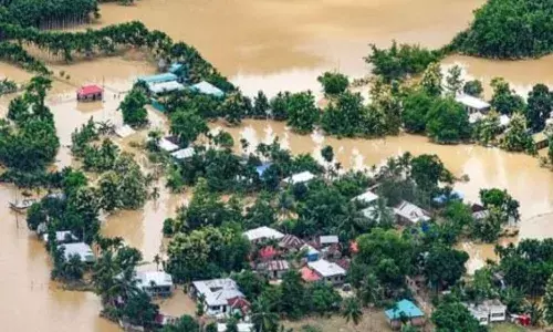 Bangladesh, heavy rain, flood, 20 people dead ,
