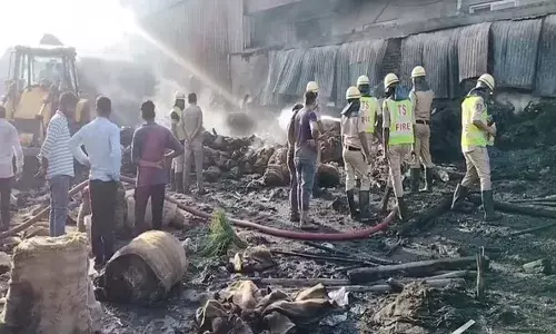 Fire, gunny godown,  Warangal, Budidhi Gadda junction
