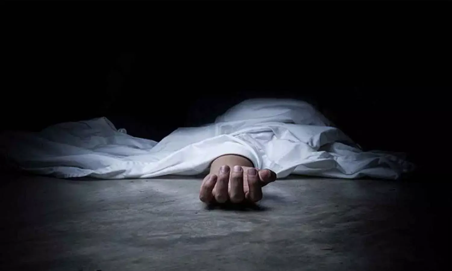 Student found dead, Delhi, Maulana Azad Medical College,  Crime