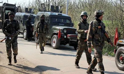 jammu kashmir, encounter, three terrorists, dead,